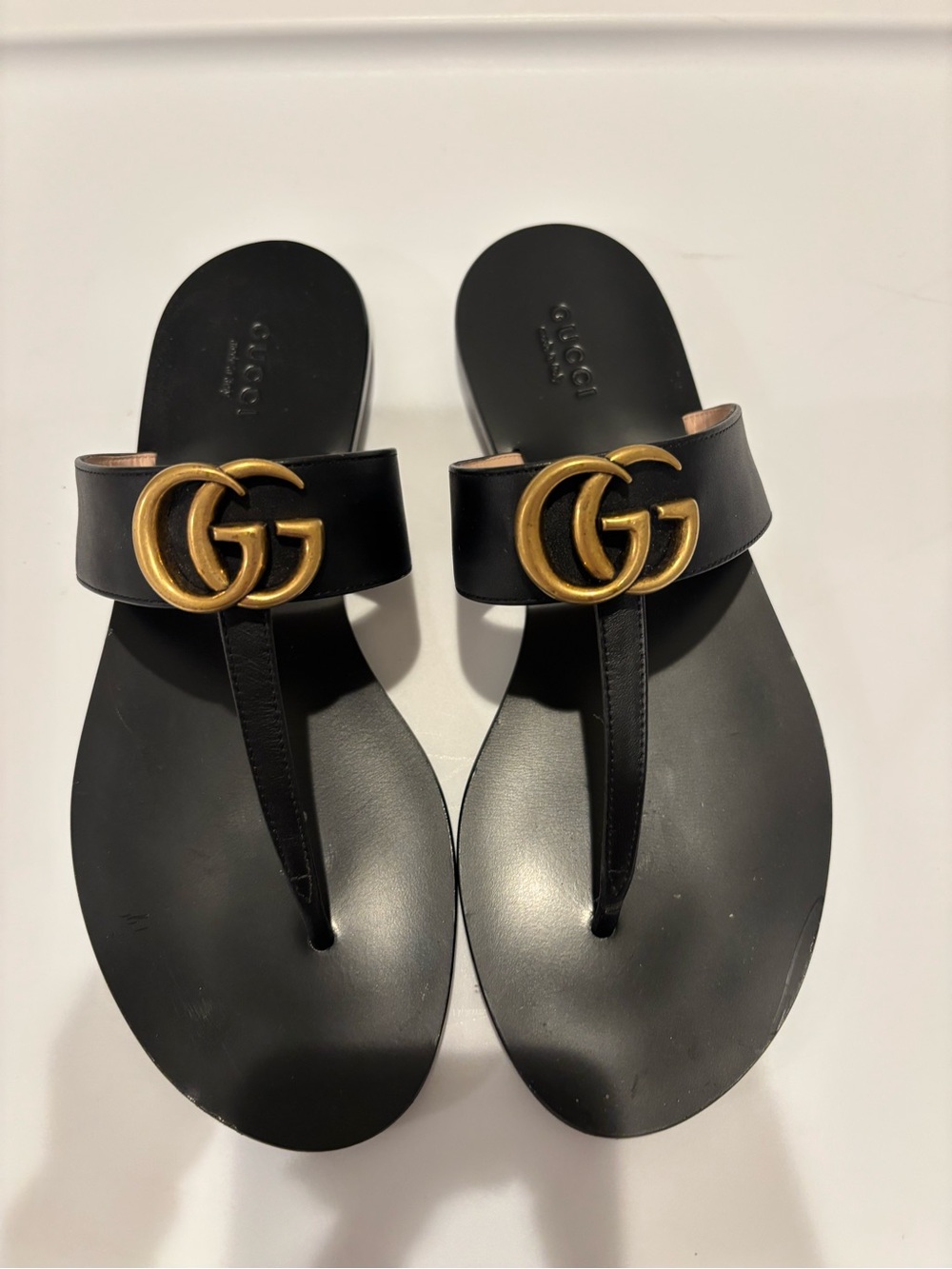 Gucci Black Leather T-Strap Sandal with Gold Hardware